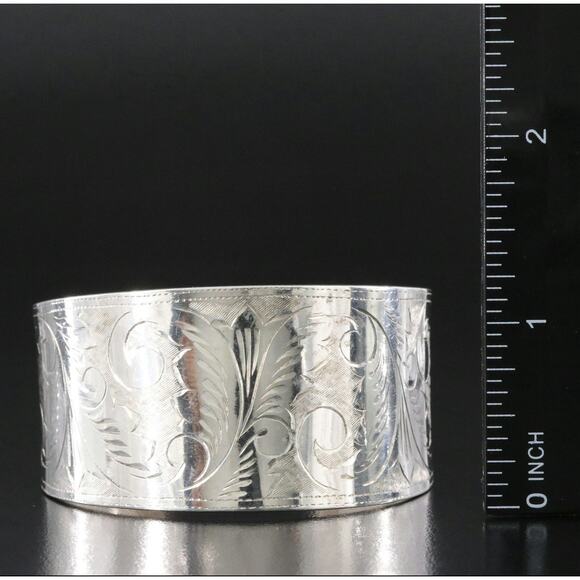 Gorgeous Sterling Silver Cuff Bracelet - Picture 3 of 5